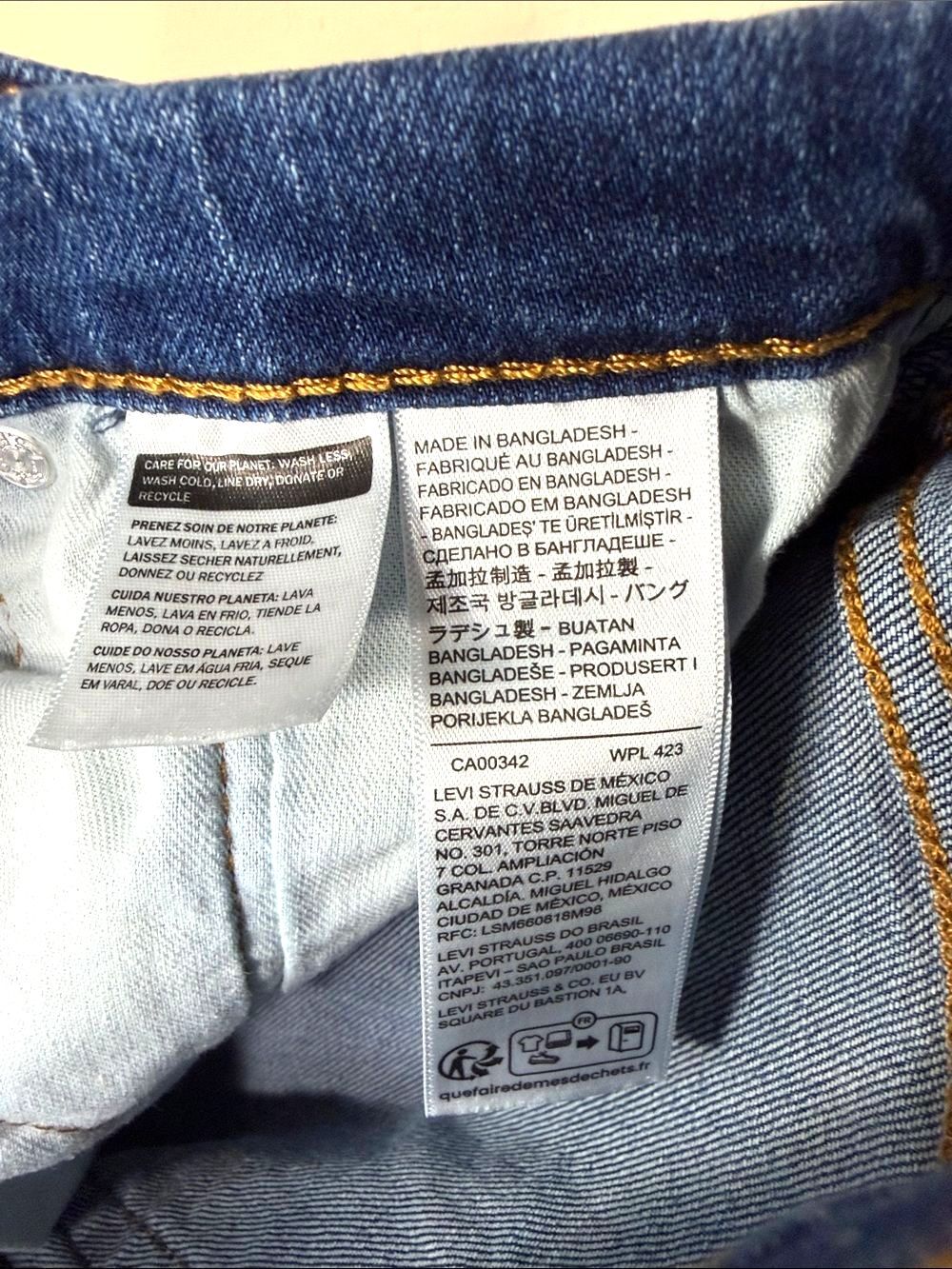 Levi's 511 Slim Fit Men's Jeans 30x30 Classic Red Tab Blue Denim Streetwear - Picture 2 of 5
